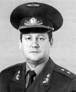 Генерал-лейтенант В.Б.Толубко